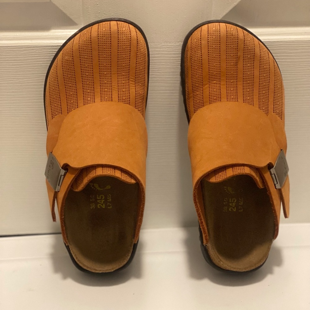 Betula Clogs by Birkenstock sz 7 / 38